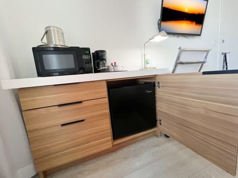 Amenities and workspace studio