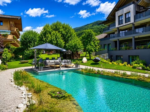 Holiday Home Swimming Pool