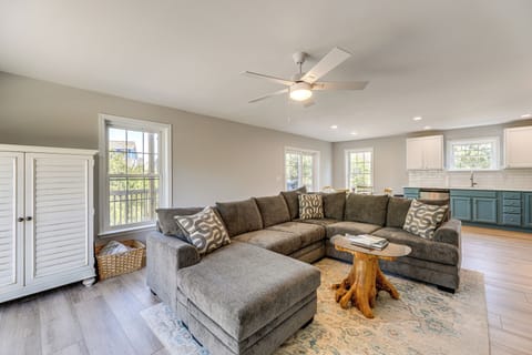 Milton Vacation Rental | 3BR | 3BA | 1,600 Sq Ft | 19 Steps to Enter