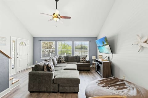 Perfect room for friends and family to gather around for movie night.