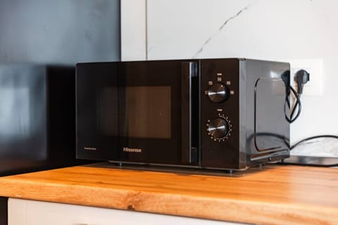 Fully-equipped kitchen details