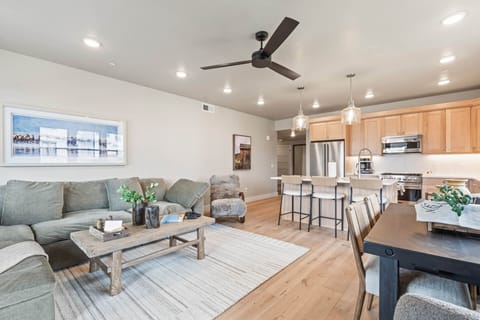 Vacation Rentals in Park City at Mayflower Lakeside 1169-201: