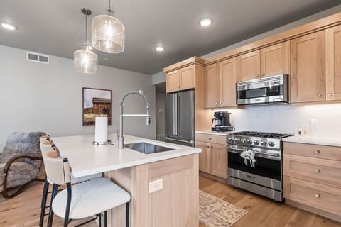 Vacation Rentals in Park City at Mayflower Lakeside 1169-201: