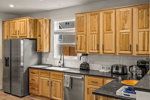 Thoughtfully Stocked Kitchen with All of the Essentials | Listed with @BookTraverse