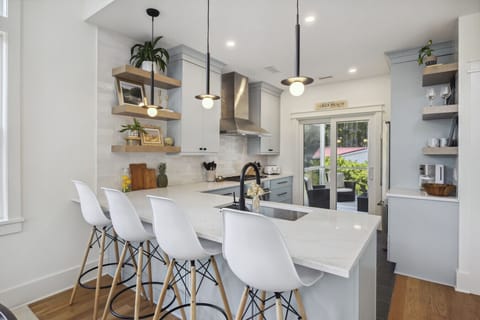 island bar with extra barstool seating