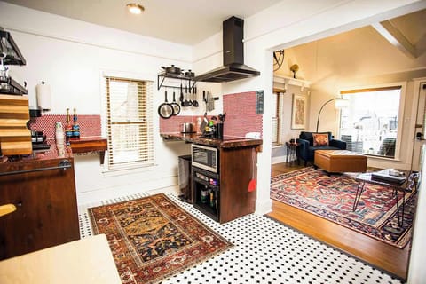 Front unit kitchen and living room