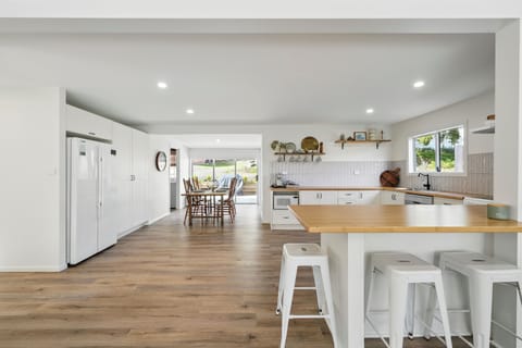 Little Darling Retreats Tasmania May 2025 High Res_29