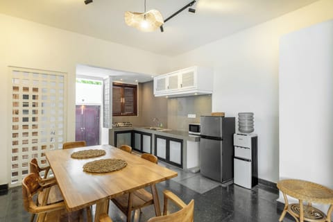 Fully equipped kitchen with dining for six at Villa Lalebay Seminyak