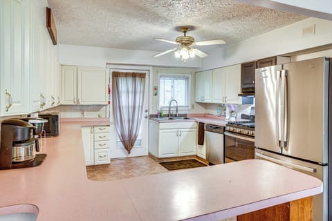 Kitchen | Cooking Basics | Dishwasher | 1st Floor