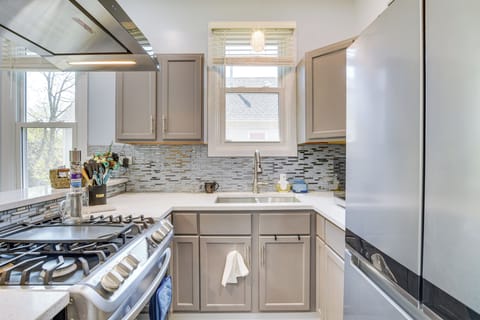 Kitchen | Cooking Basics | Complimentary Spices | Coffee Bar