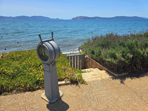 Open your door to the beach!