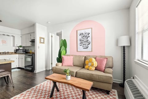 Inviting living room with high-speed internet and a Smart TV for a comfortable stay!