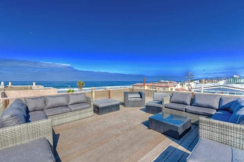 View the beach and San Diego from the highest rooftop deck in the area.  This building was grandfathered in and buildings cannot be as high anymore.  