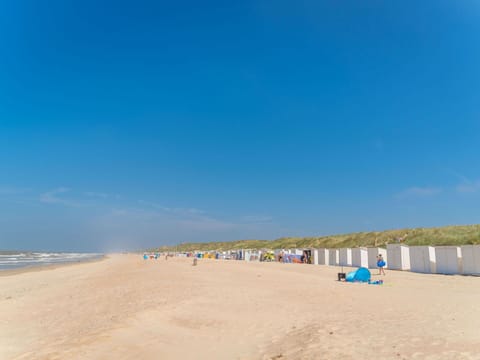 Sky, Beach, Landscape, Slope, Horizon, Cloud, Sand, Soil