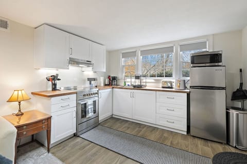 A convenient space to prepare and enjoy your favorites.