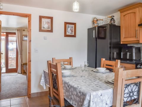 Kitchen/diner | Tallulah Cottage, Flamborough