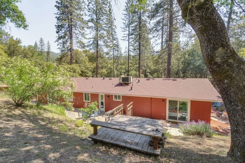 Ahwahnee Vacation Rental | 3BR | 2BA | Step-Free Access | 1,600 Sq Ft