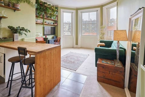 Mermaid Hove, Brighton and Hove - Host & Stay
