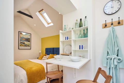 Garden Studio, Hartlebury - Host & Stay