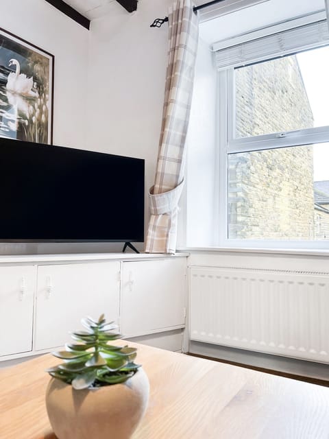 Living Room / Lounge