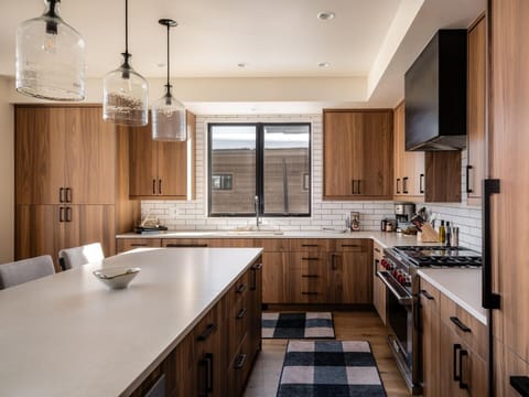 Indoors, Kitchen, Home Decor, Kitchen Island, Sink