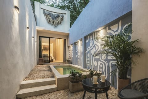 Start your days with a cup of coffee next to the pool