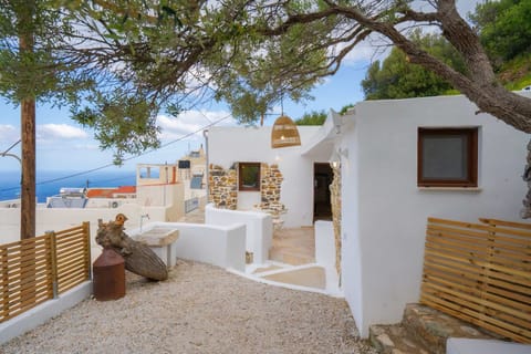 Cosy terrace with ample sitting space