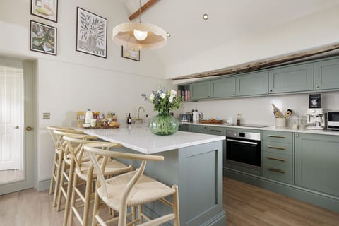 The Barley Apartment at Cowley House Kitchen - StayCotswold
