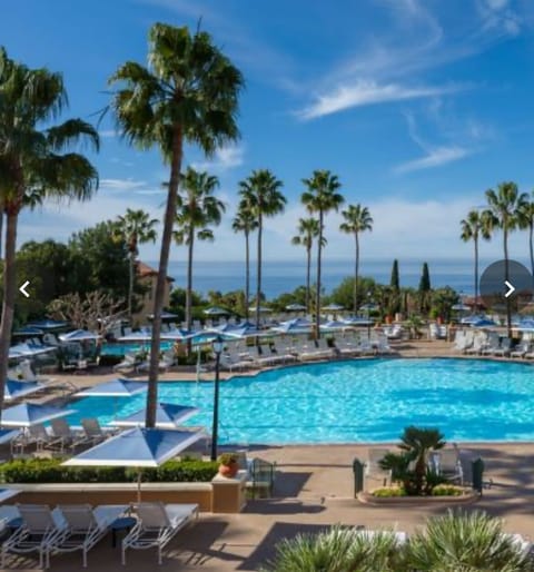 Clubhouse Pool, 4 hot tubs