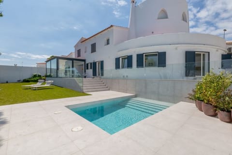 Holiday Home Swimming Pool