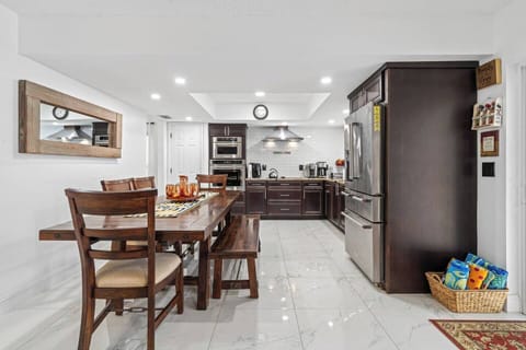 Kitchen and dinning table. 