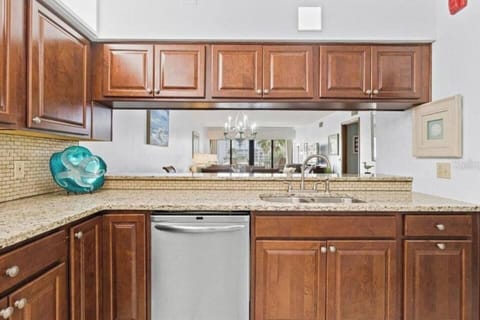 9d6e72ea-ce77-4026-a709-d8e5ef732761