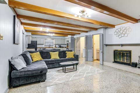 Living Room | Full Sleeper Sofa | Smart TV | Single-Story Home