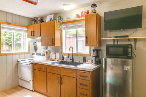 Kitchen | Cooking Basics | Drip Coffee Maker