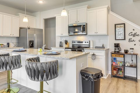 Kitchen | 1st Floor | Cooking Basics | Dishwasher