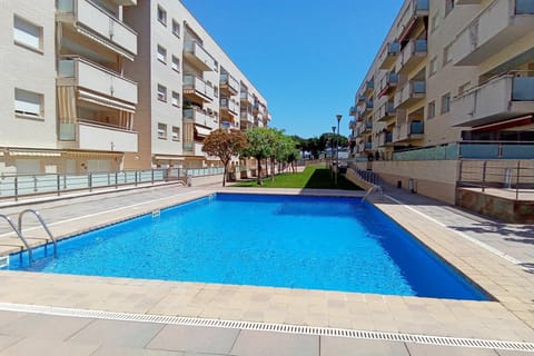 Holiday Home Swimming Pool