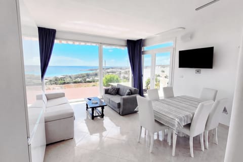 Living and dining room