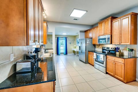 Kitchen | 1st Floor | Dishware & Flatware | Coffee Maker | Blender | Toaster