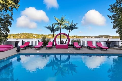 Welcome to Aqua Vie, where all of your luxury Lake of the Ozarks Vacation Dreams come true!