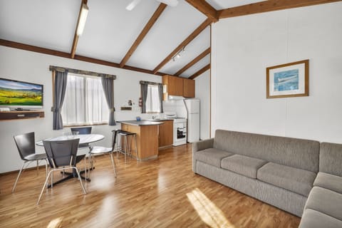 Kitchen / Living