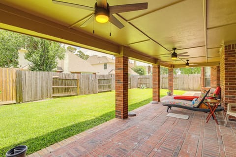 Houston Vacation Rental | 4BR | 3.5BA | 2,821 Sq Ft | Step-Free Entry