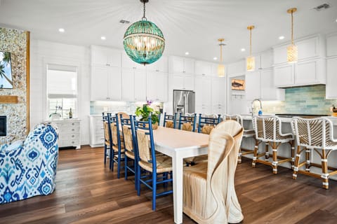 Dining Area, 1st Floor