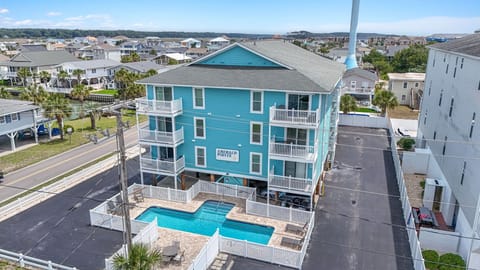 Emerald Pointe views of the inlet and the ocean!