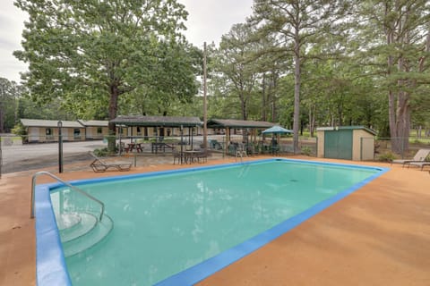 Greers Ferry Vacation Rental | 2BR | 1BA | 325 Sq Ft | 2 Steps to Enter