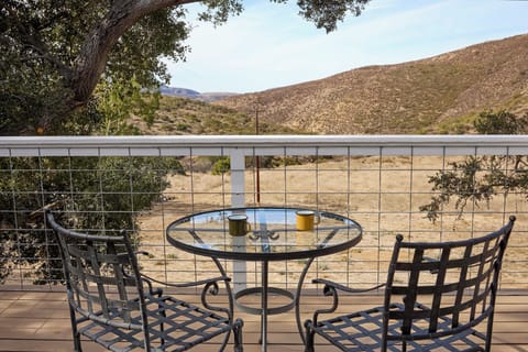 Dulzura Vacation Rental | 3BR | 2BA | 3 Steps to Enter | 900 Sq Ft