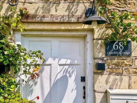 Exterior | Crumble Cottage, Bradford-on-Avon