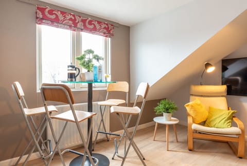 Living area in apartment 4, Silver Birch