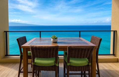 MAH-1211 Cradled in comfort, the lanai floats above an ever-changing seascape?your front-row seat to coastal magic