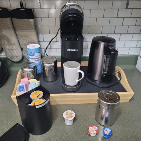 Keurig Coffee and Tea Station With Sugar and Creamer