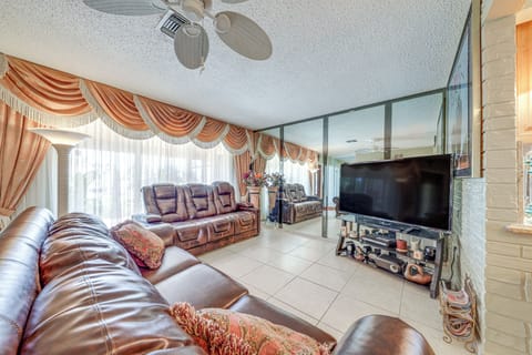 Miramar Vacation Rental | 3BR | 2BA | 1,912 Sq Ft | 2 Small Steps for Access
